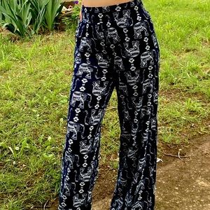Boho pants, stretchy and comfortable!